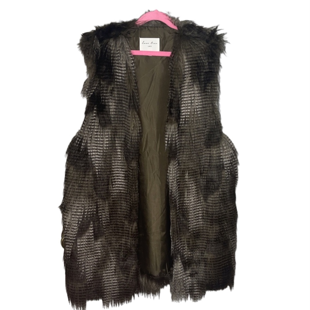 Love Tree Faux Fur Vest LARGE